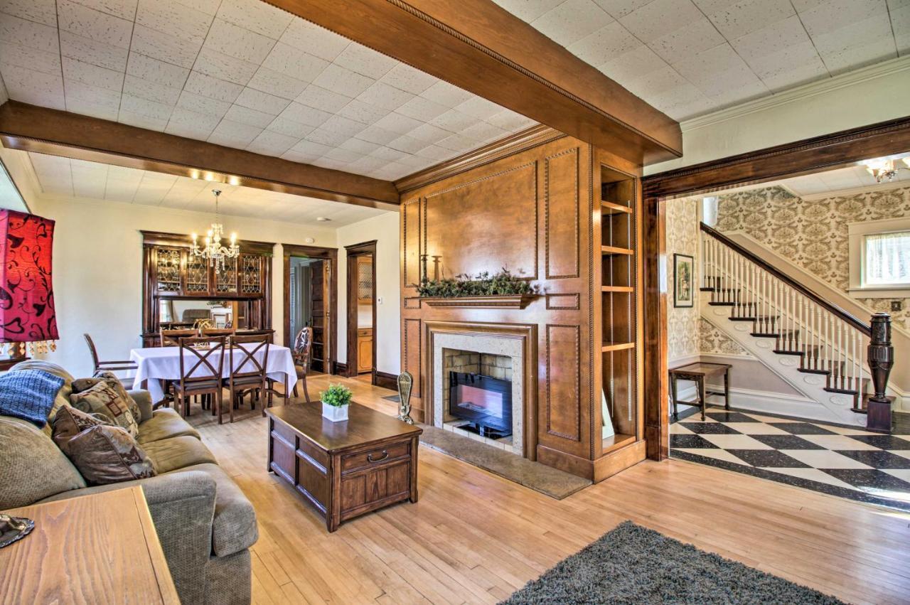 Cozy Appleton Getaway With Screened-In Porch And Yard! Exterior photo