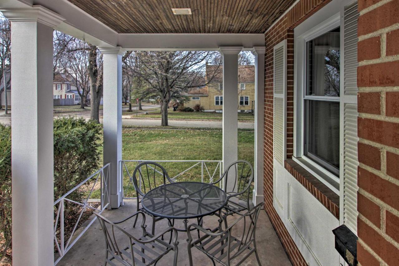 Cozy Appleton Getaway With Screened-In Porch And Yard! Exterior photo